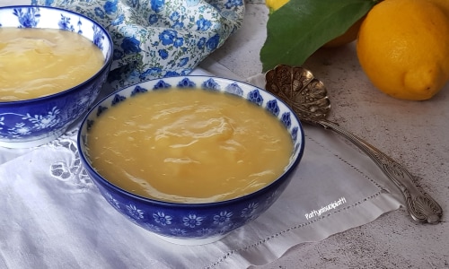 Creme mit Zitronensaft