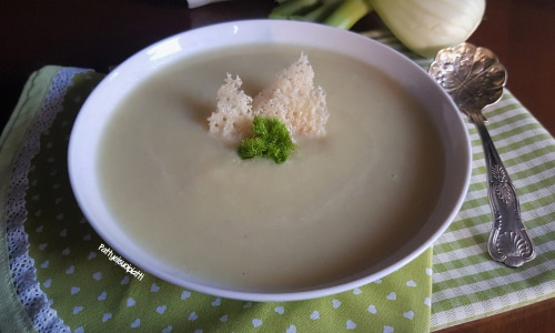 Cremesuppe aus Fenchel und Lauch