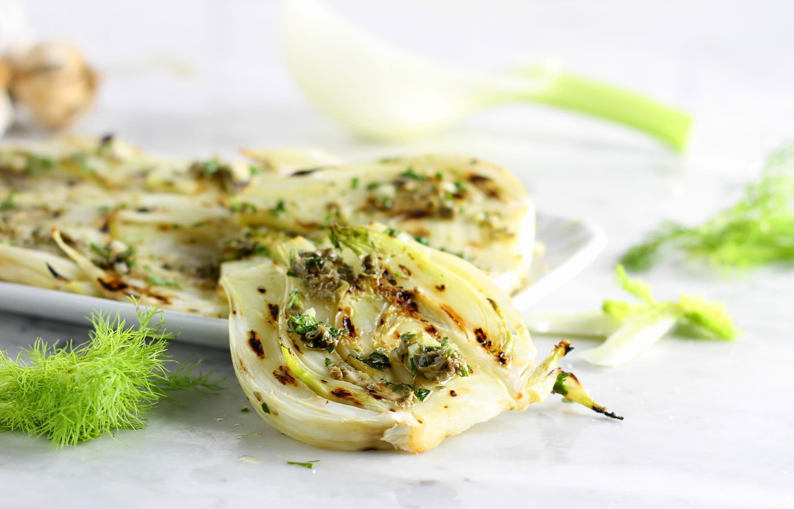 Gegrillte Fenchel auf dem Grill