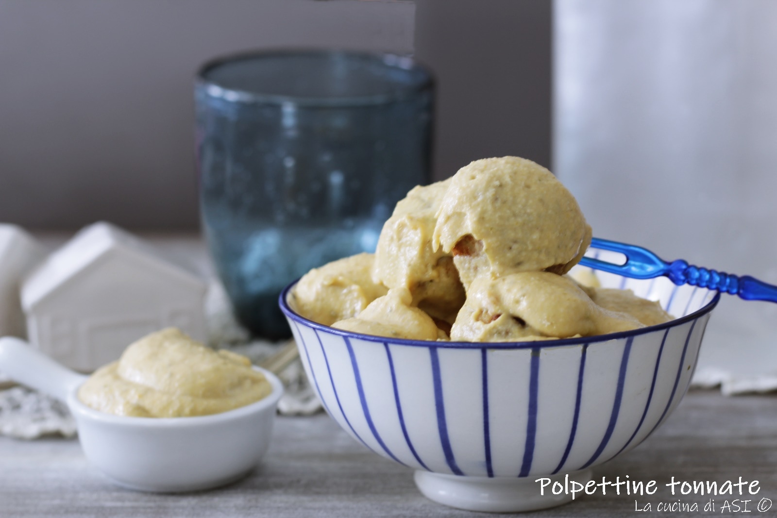 Fleischbällchen mit Thunfischsauce