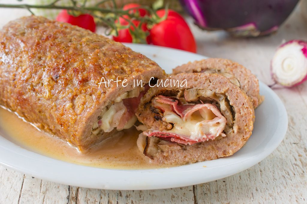 FLEISCHROLLE mit AUBERGINEN und Speck