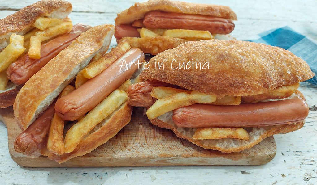 Frittierte Wiener Brötchen aus Neapel