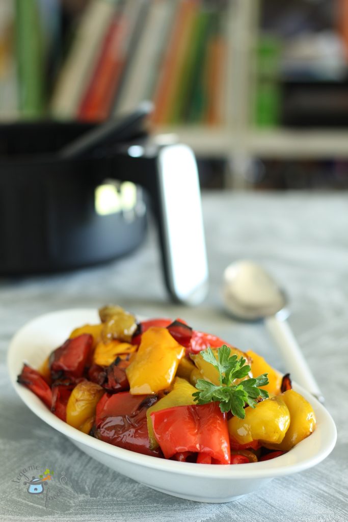 wie man geschnittene Paprika in der Heißluftfritteuse brät