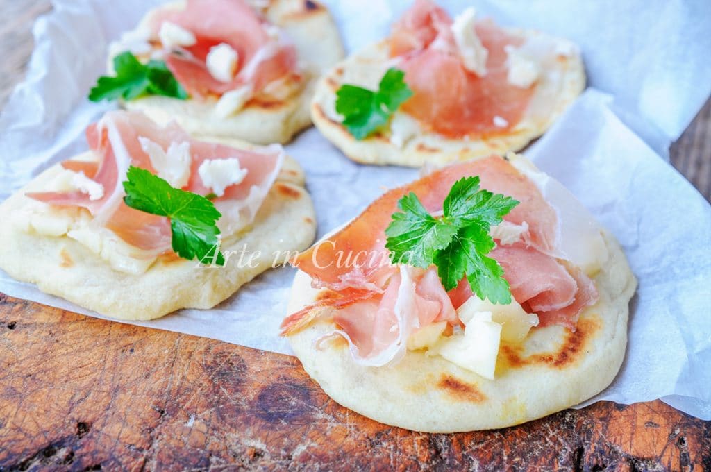 Gefüllte Piadina-Häppchen köstliches schnelles Rezept vickyart arte in cucina
