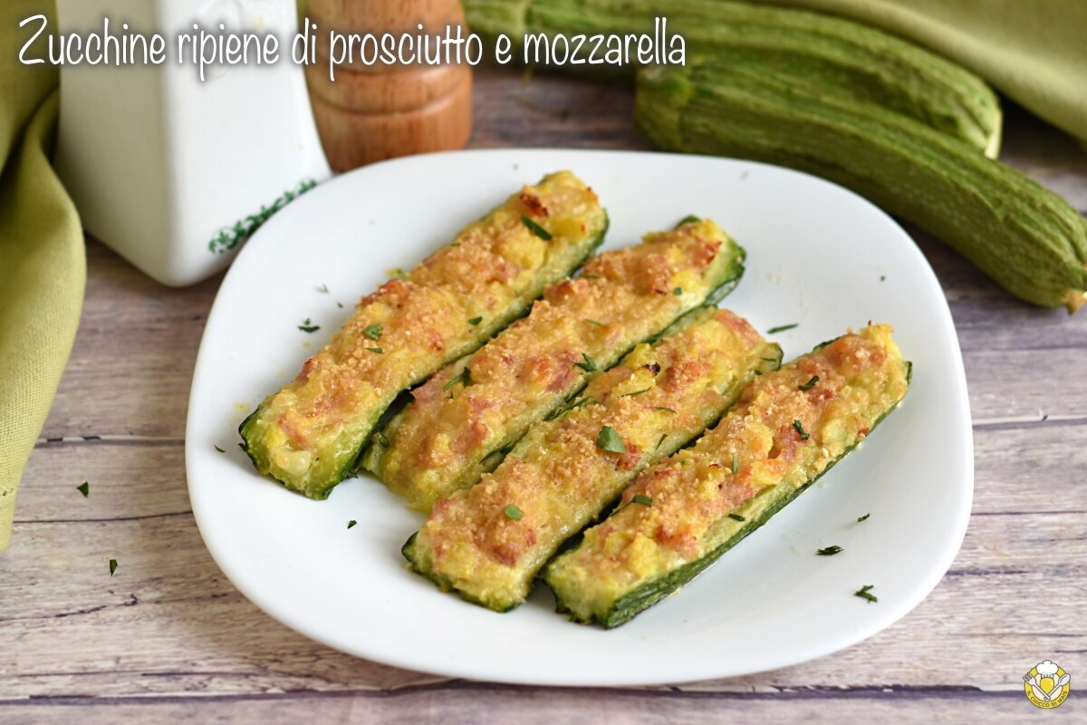 Gefüllte Zucchini mit Schinken und Mozzarella