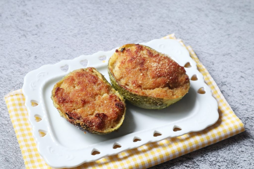 Gefüllte Zucchini mit Thunfisch