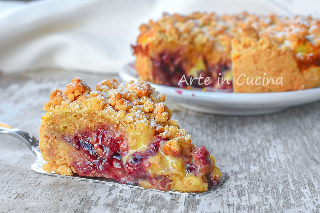 Geschlossener Keks-Kuchen mit Marmelade