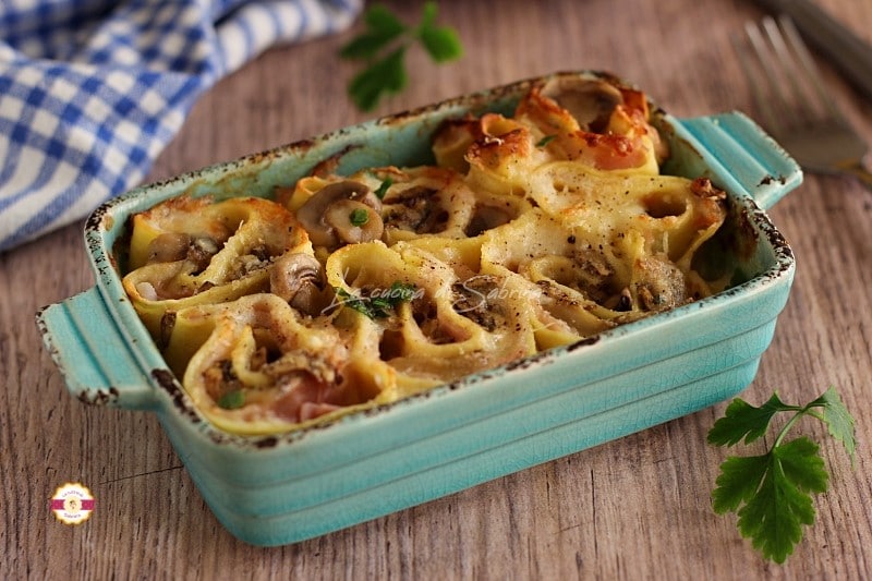 Lasagnerollen mit Pilzen und Schinken