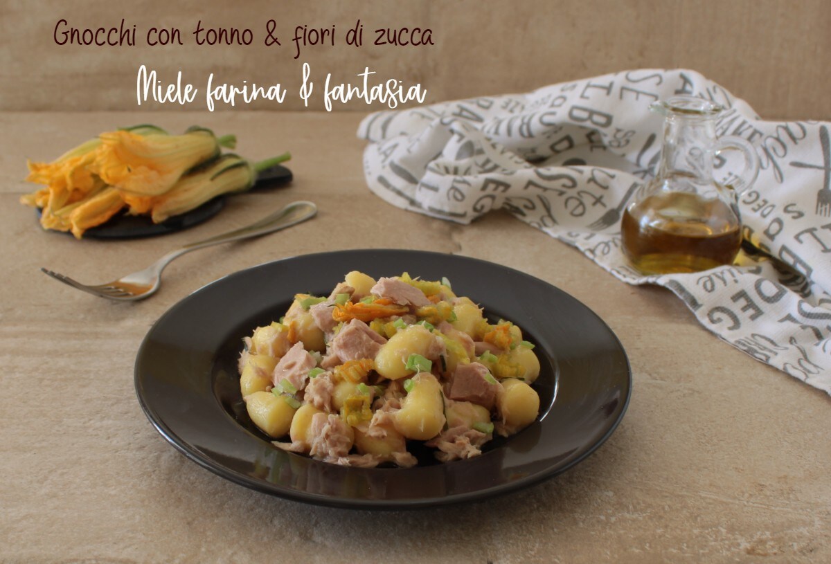 Gnocchi mit Thunfisch und Zucchiniblüten