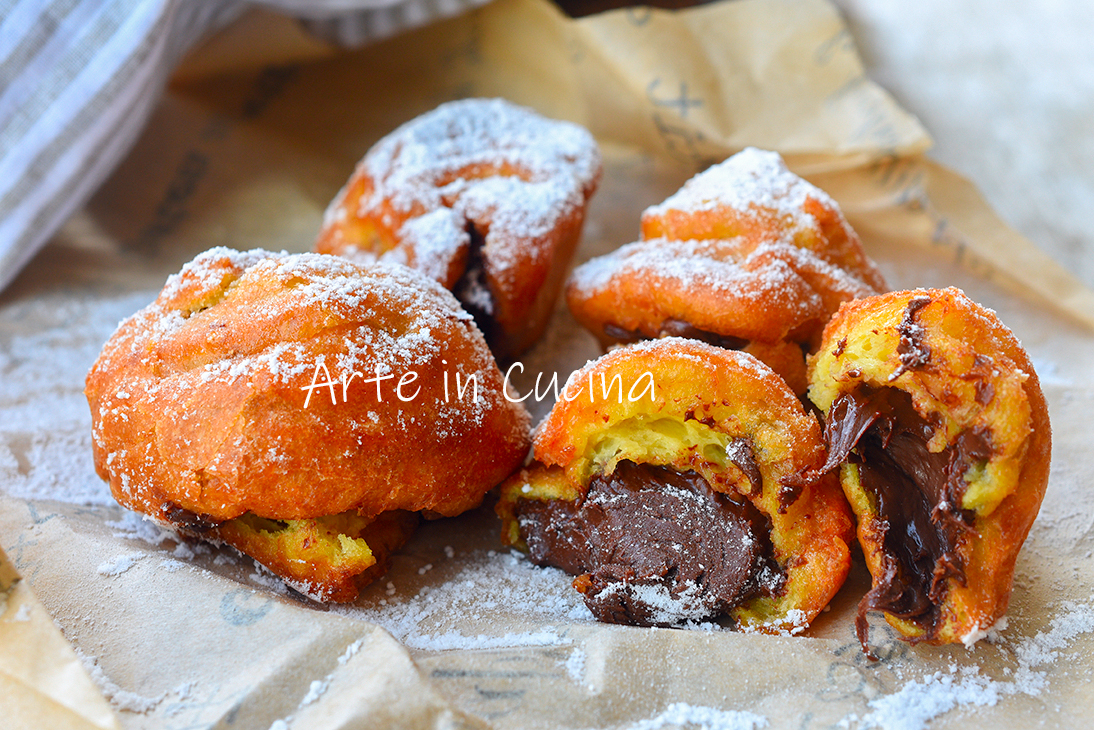 Goldtropfen mit Nutella, neapolitanische Süßigkeiten