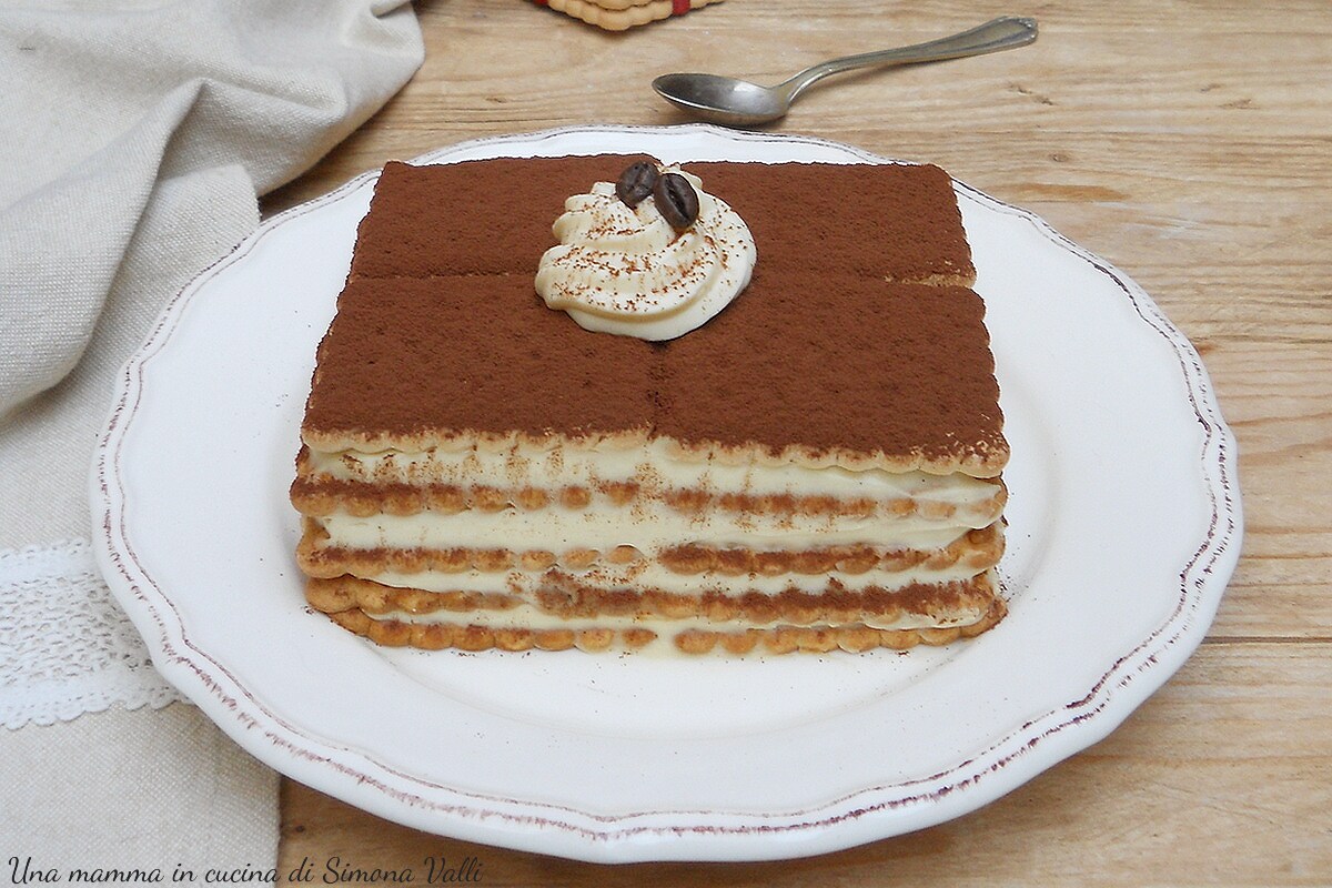 Großmutters Ziegelkuchen oder Mauersteinkuchen, traditionelles Rezept aus der Emilia