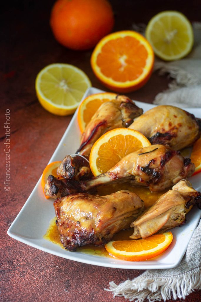 Hähnchen mit Orangenreduktion im Ofen gebacken