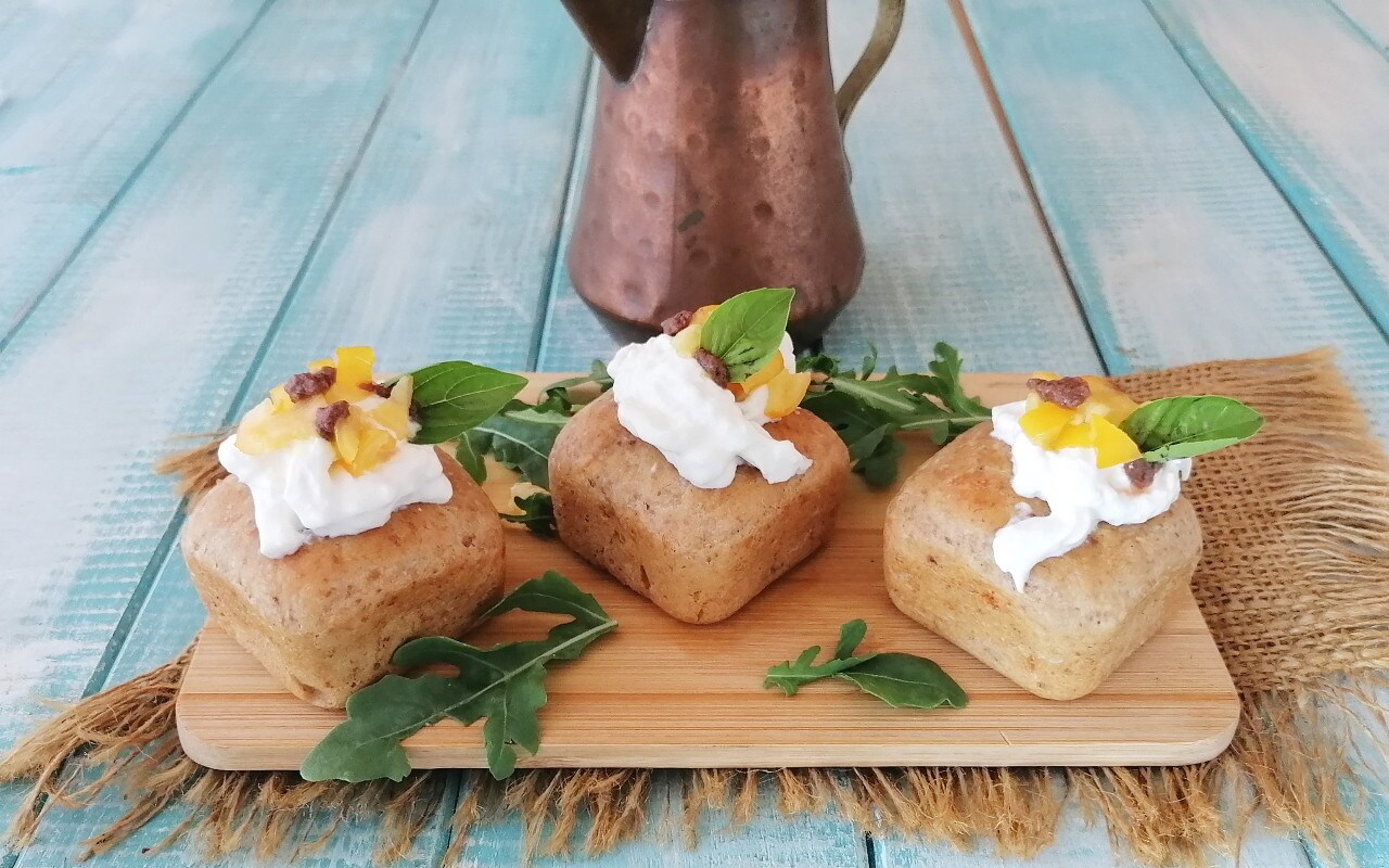 HERZHAFTE MUFFINS mit Olivenpaste
