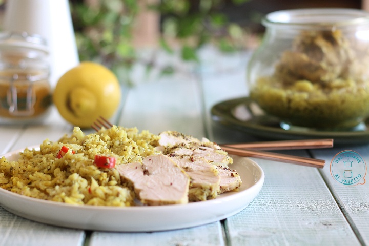 Hähnchen-Biryani im Glas gekocht