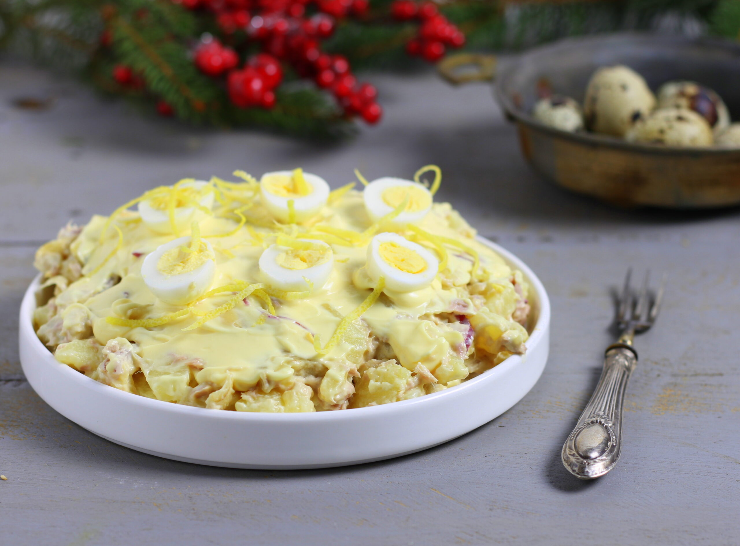 Thunfisch- und Wachtelsalat