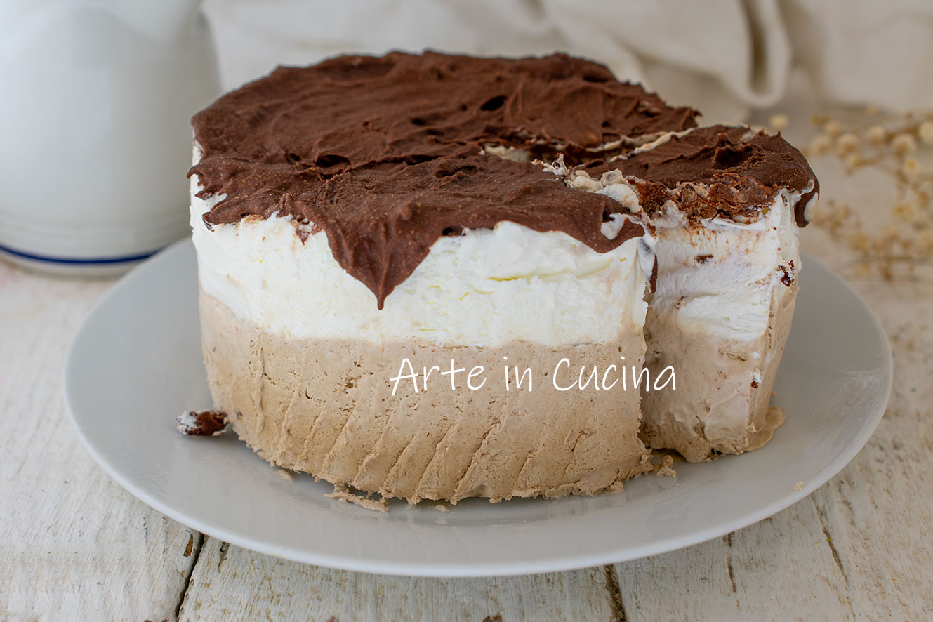 Kalte Pinguin-Torte mit Kaffee