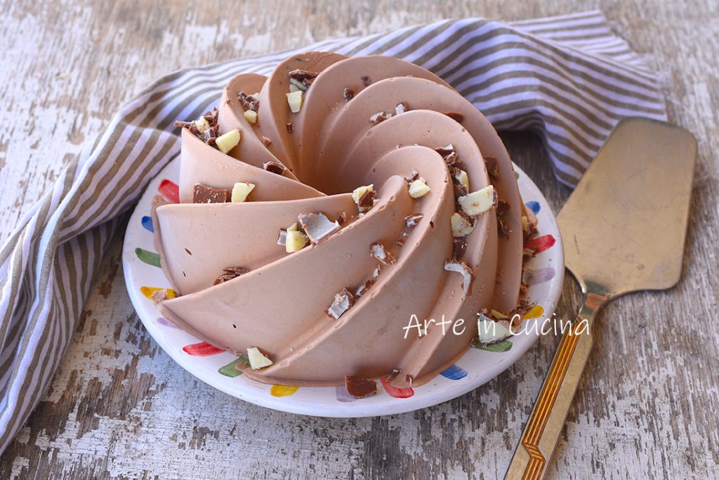 Kalte Torte Schokolade und Kinder-Riegel