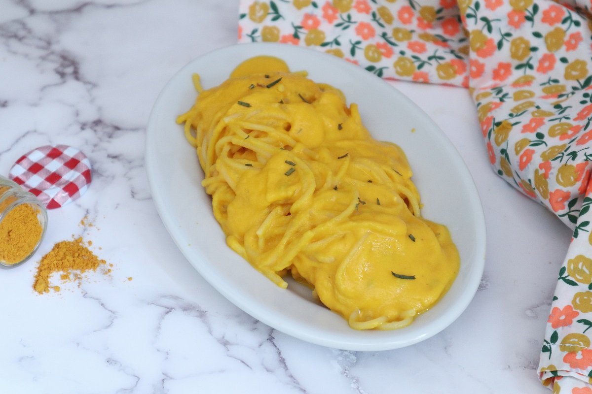 Spaghetti mit Karottencreme