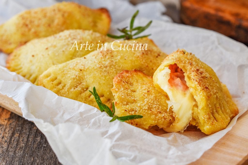 Kartoffel-Calzoni mit Mortadella super weich