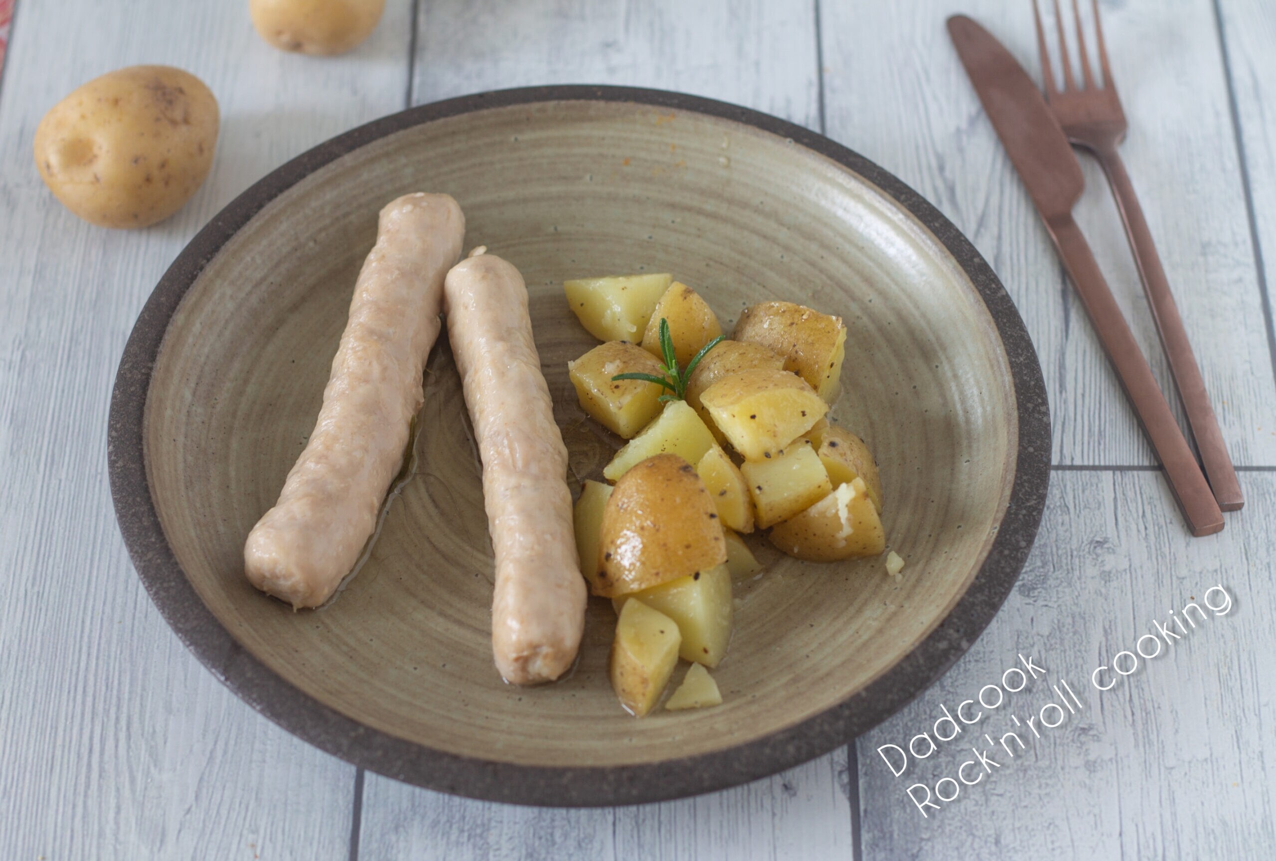 Kartoffeln und Wurst aus dem Dampfgarer