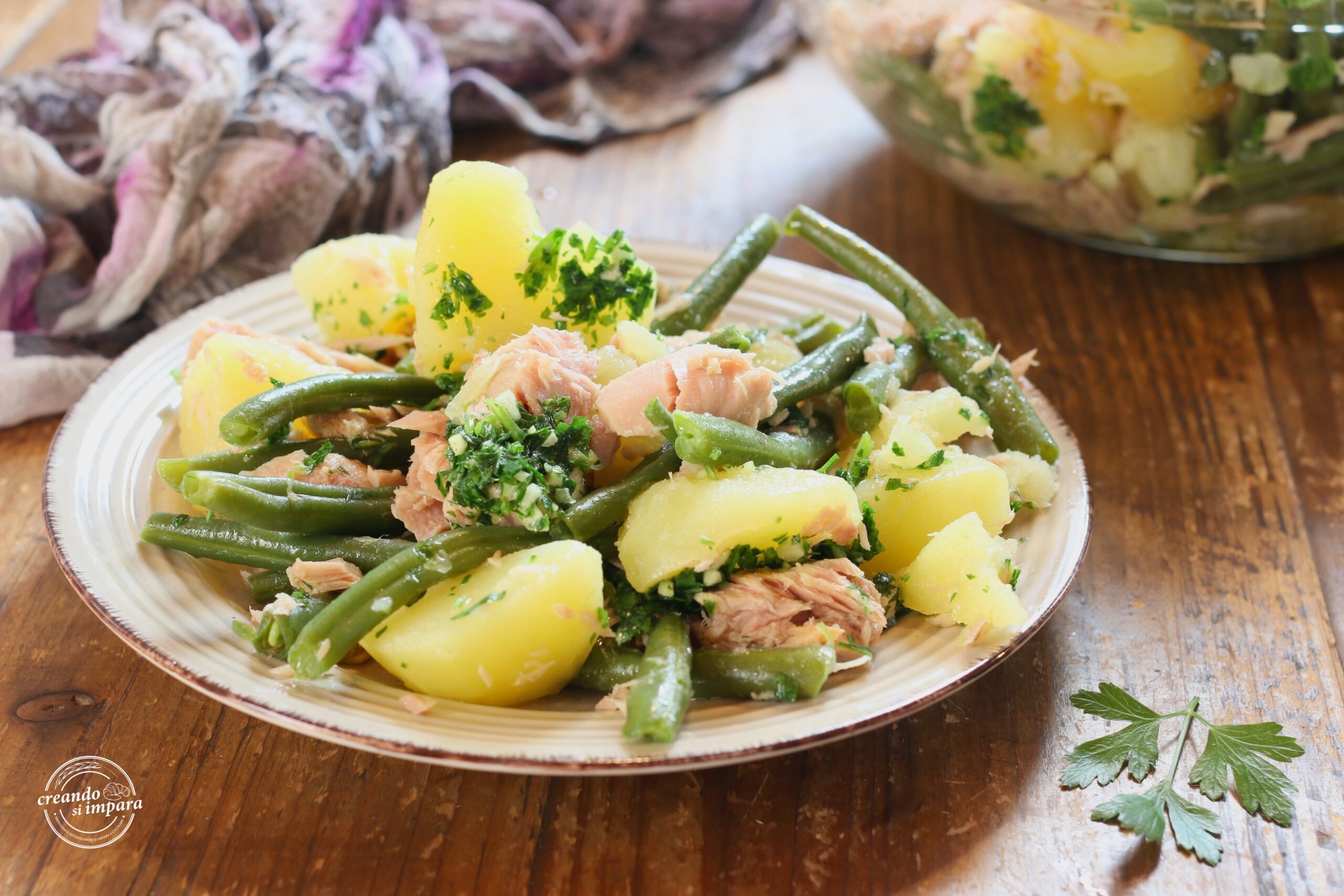 Kartoffelsalat mit grünen Bohnen und Thunfisch