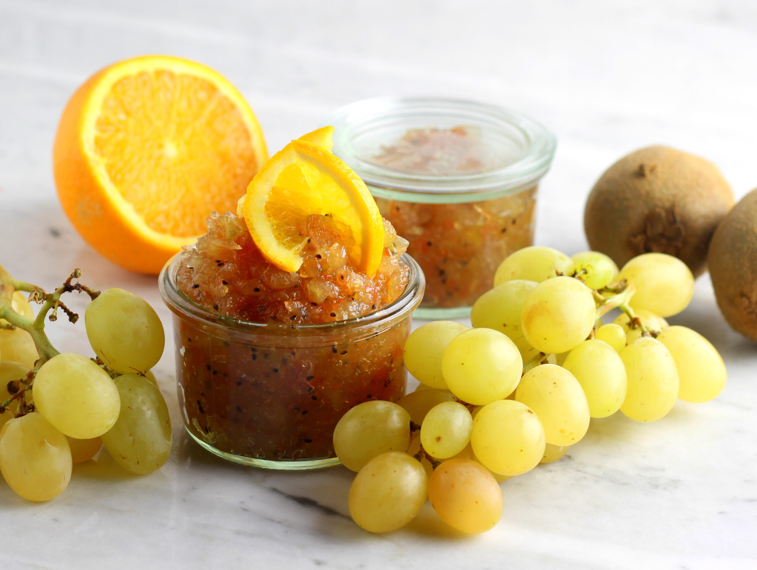 Kompot aus Fruchtresten