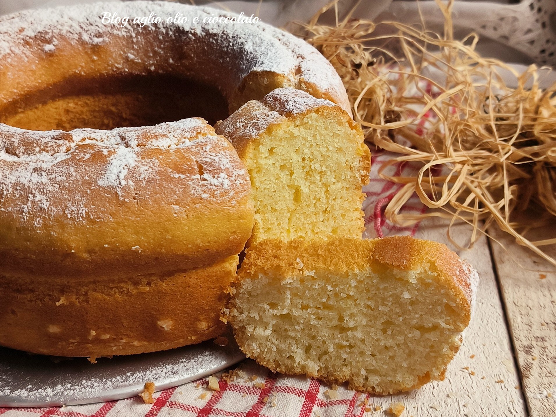 KRANZ MIT REISMEHL UND JOGHURT: SÜSSES REZEPT OHNE GLUTEN