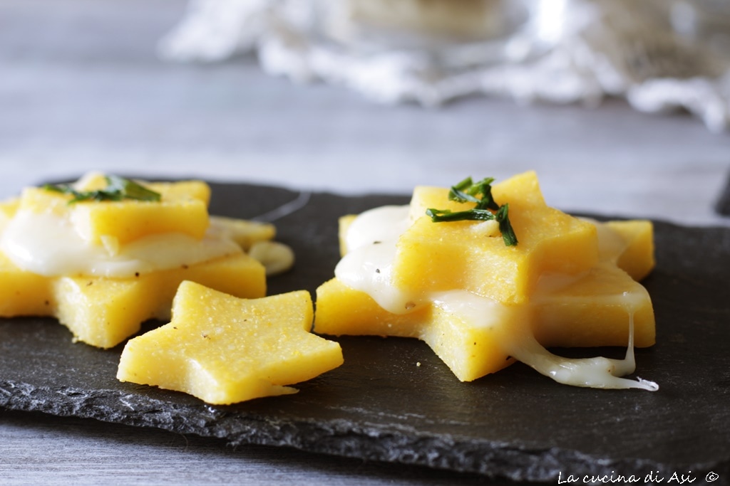 POLENTA-STERNCHEN MIT KÄSE