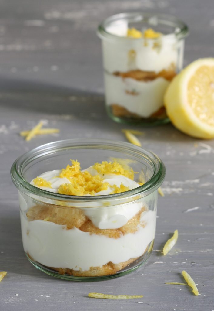 Tiramisù mit Joghurt und Zitrone