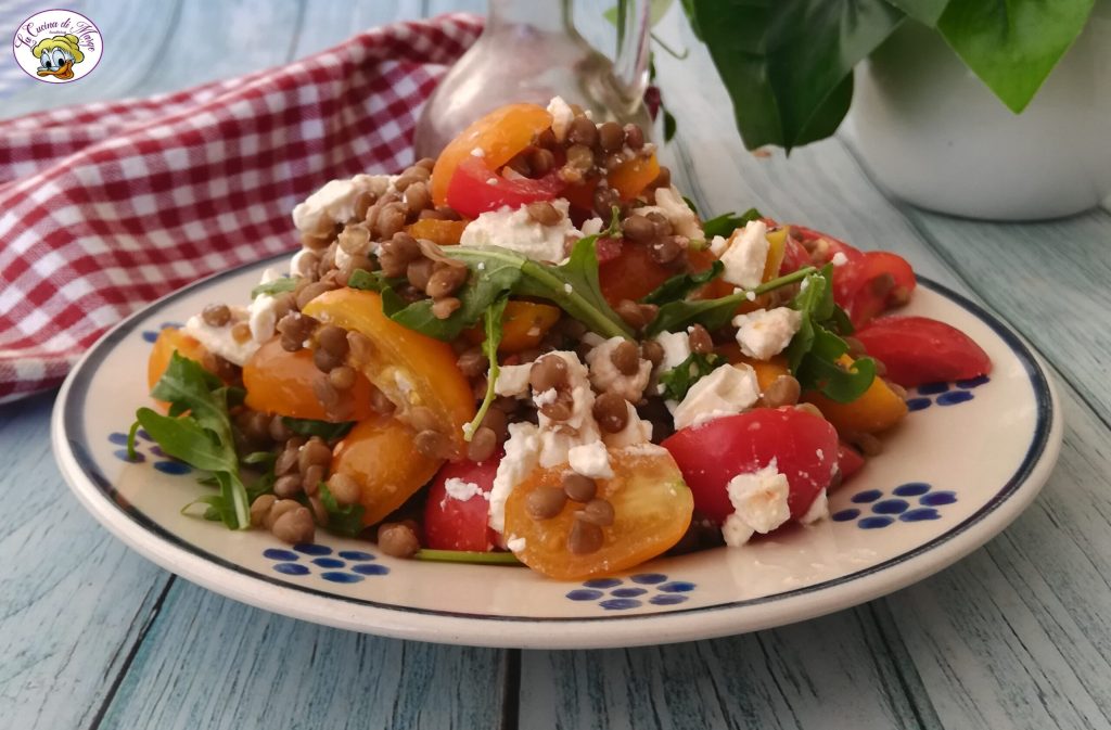 Linsensalat mit Tomaten und Rucola