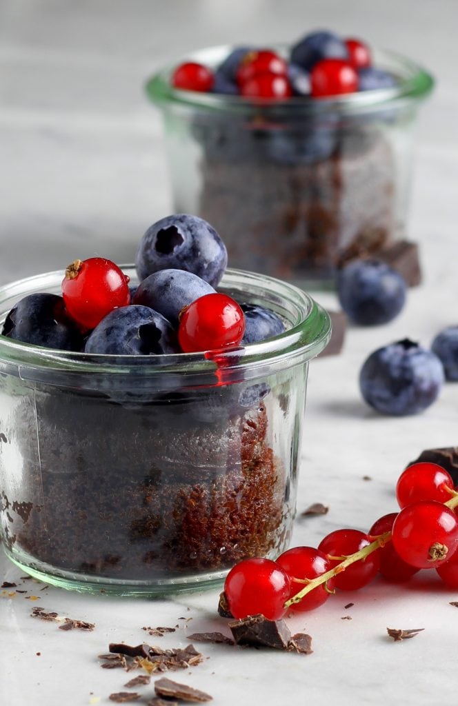 Schokoladentörtchen mit Blaubeeren
