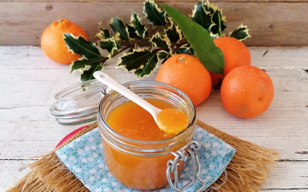 MANDARINENMARMELADE MIT SCHALEN