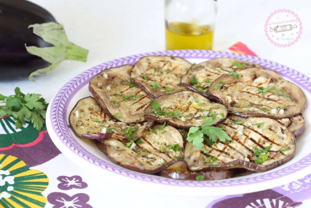 marinierte gegrillte Auberginen