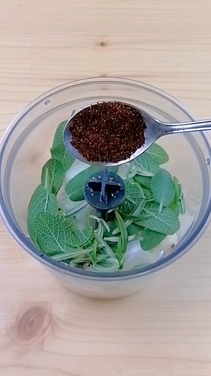 Hähnchenschenkel mit Kartoffeln