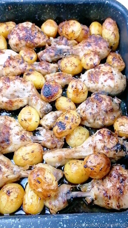 Hähnchenschenkel mit Kartoffeln