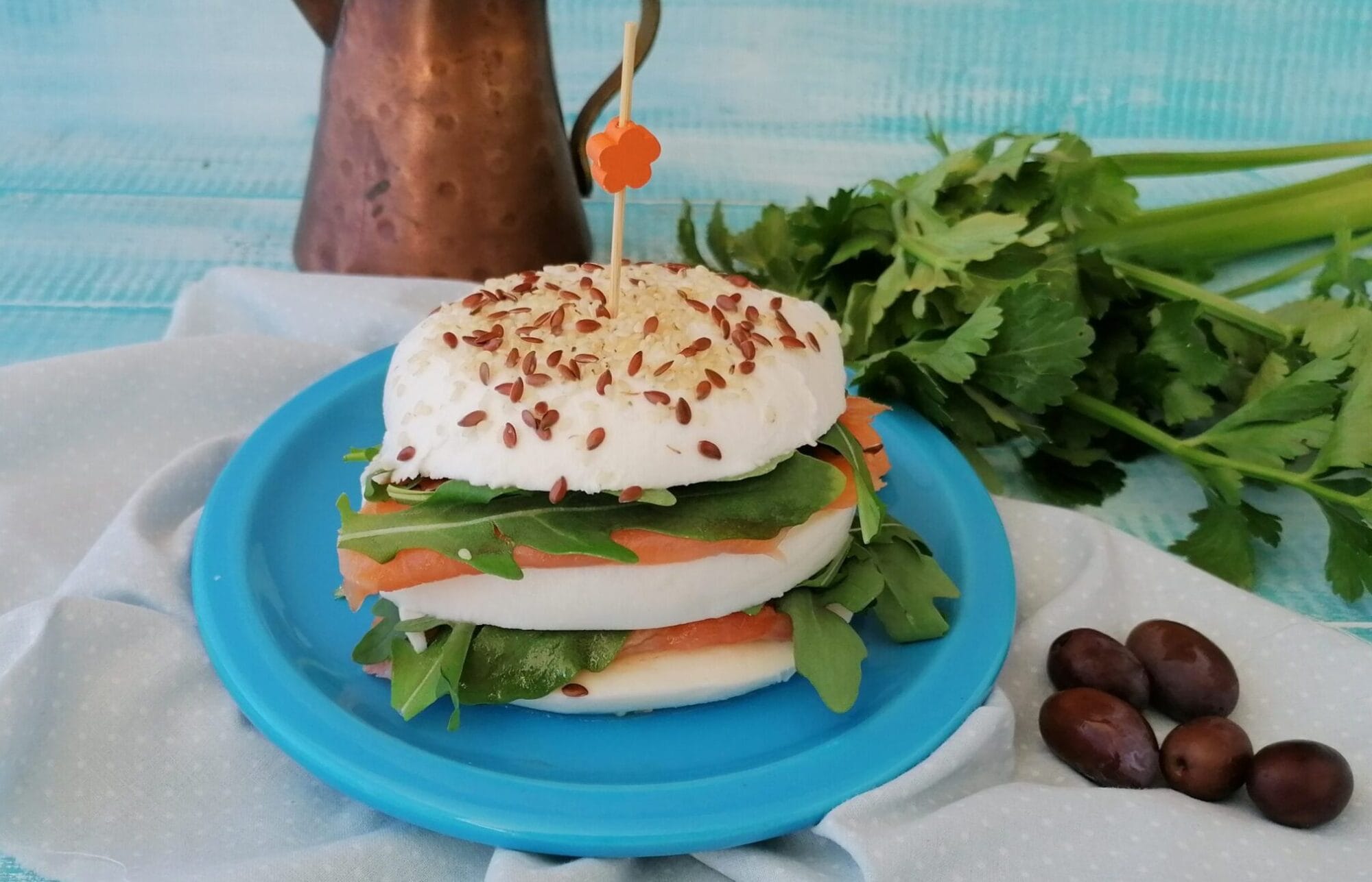 FRISCHER UND EINFACHER MOZZARELLA-BURGER