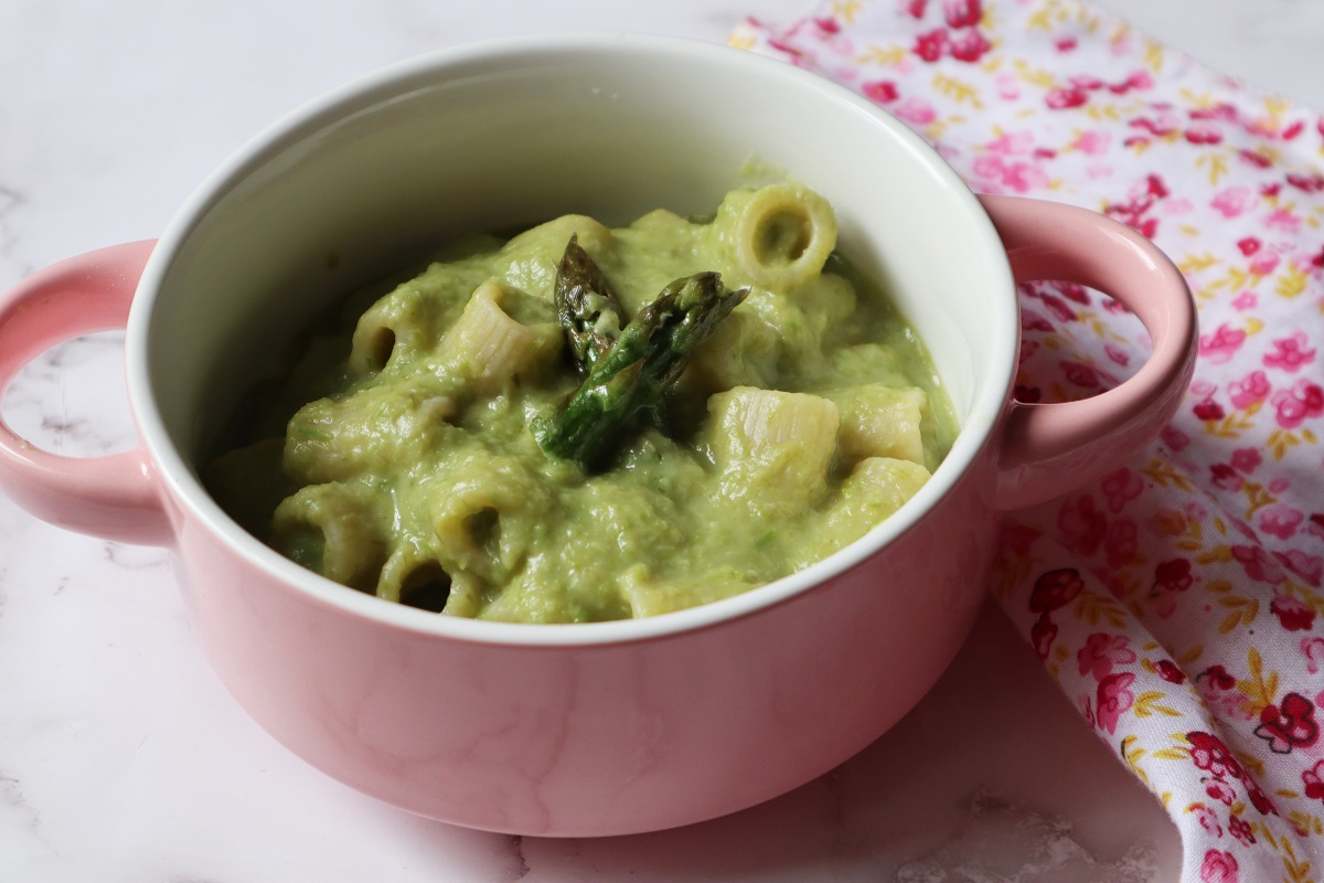 Mezze Maniche mit leichter Spargelcreme