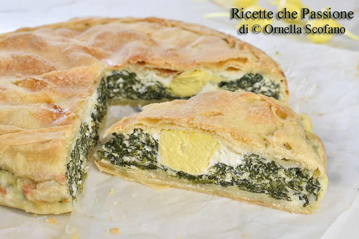 Einfacher und schmackhafter Ricotta-Spinat-Osterkuchen