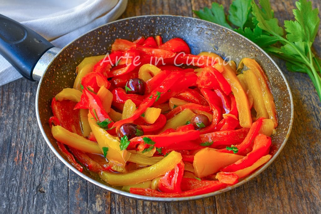Paprika in Agrodolce schnelle Beilage in der Pfanne