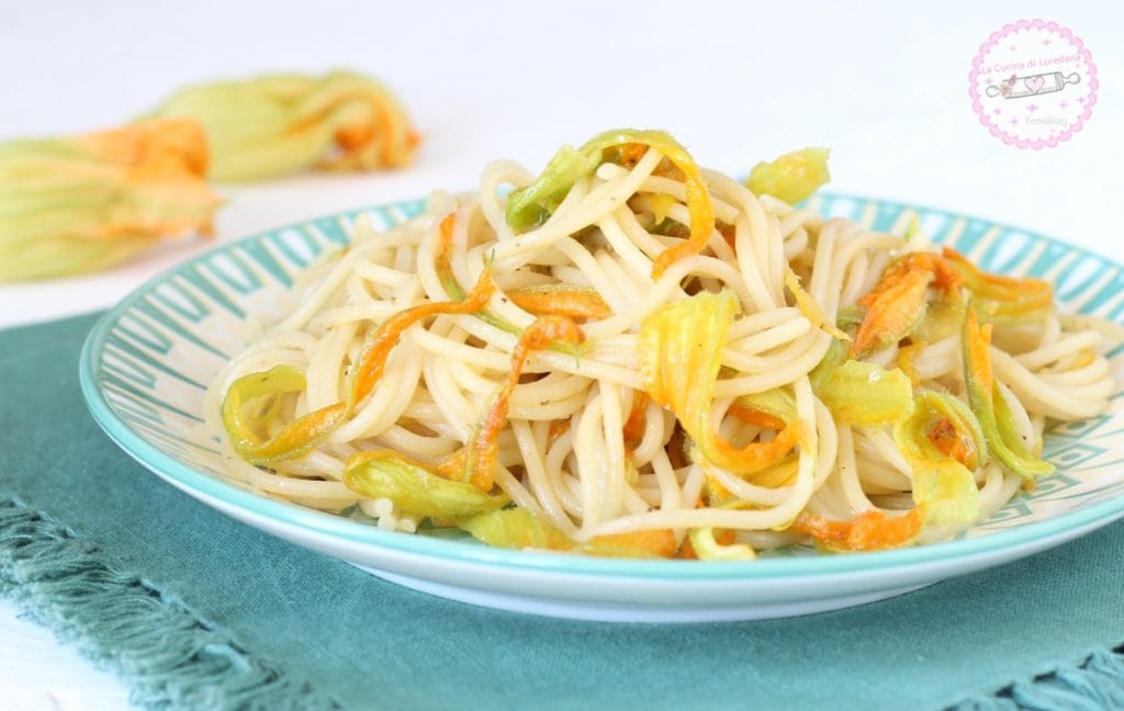 pasta mit kürbisblüten