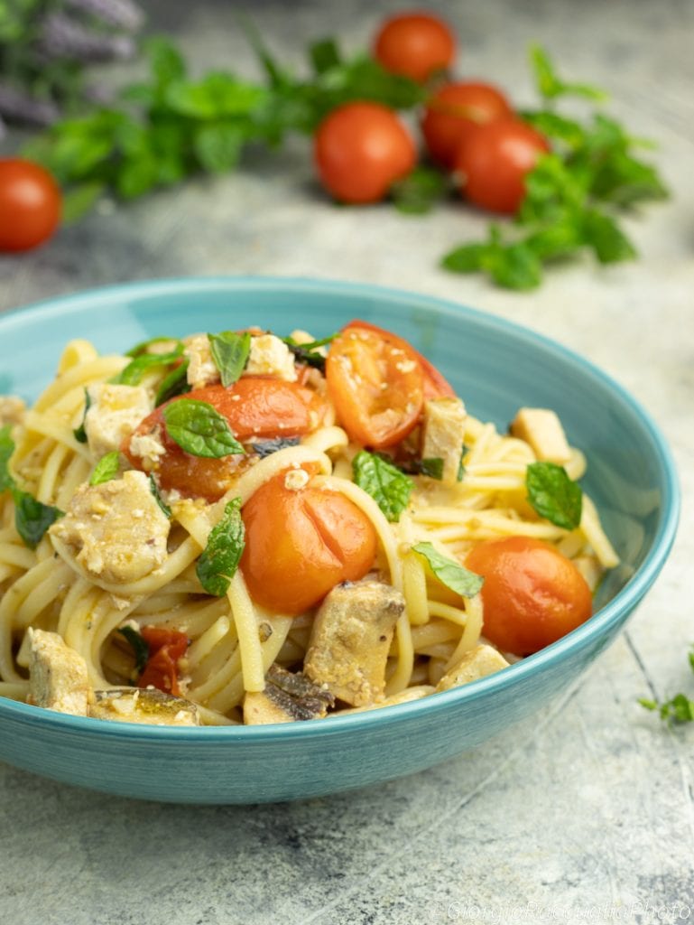 pasta mit Schwertfisch und Kirschtomaten