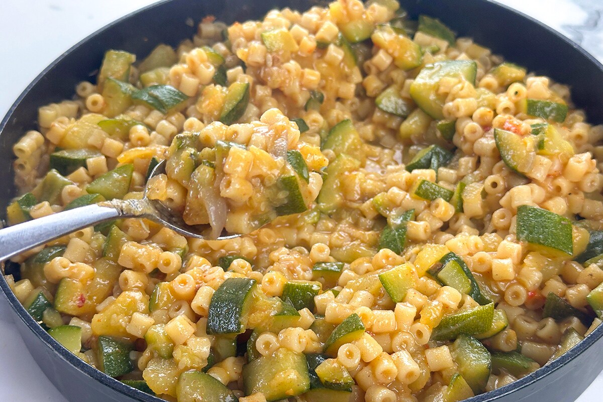 Pasta mit Zucchini und cremiger ‘nduja