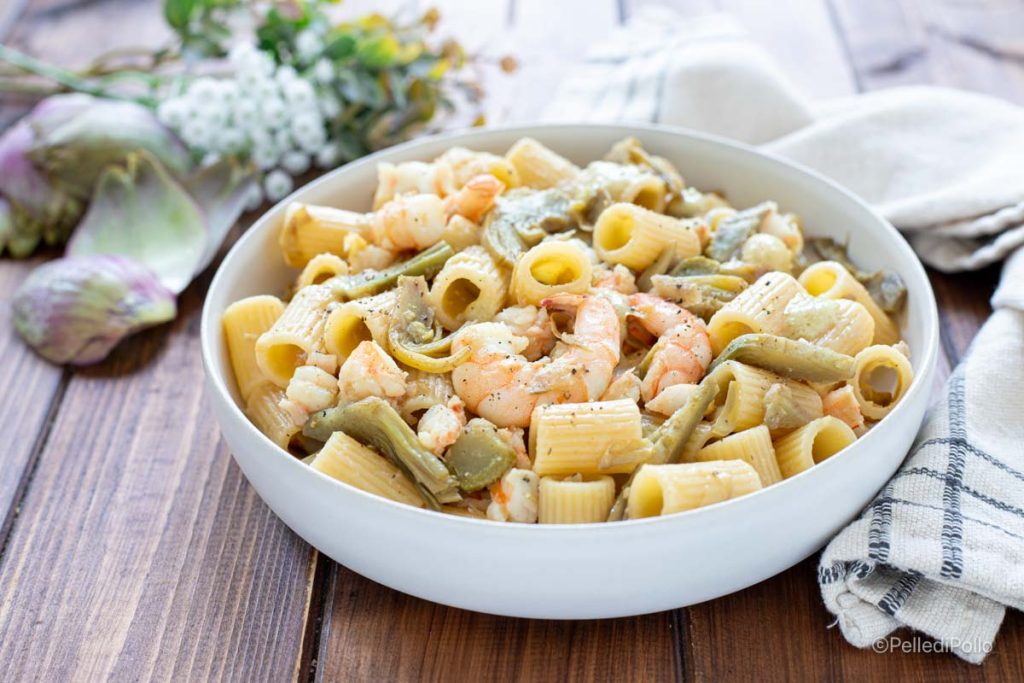 pasta mit garnelen und artischocken