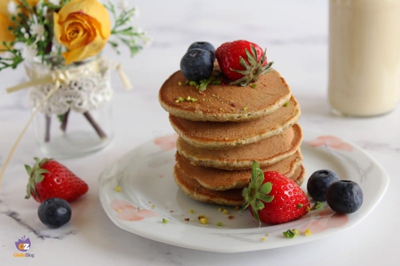 Pistazien-Pfannkuchen ohne Zucker