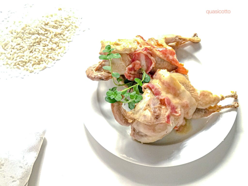 In der Pfanne gebratene Wachteln