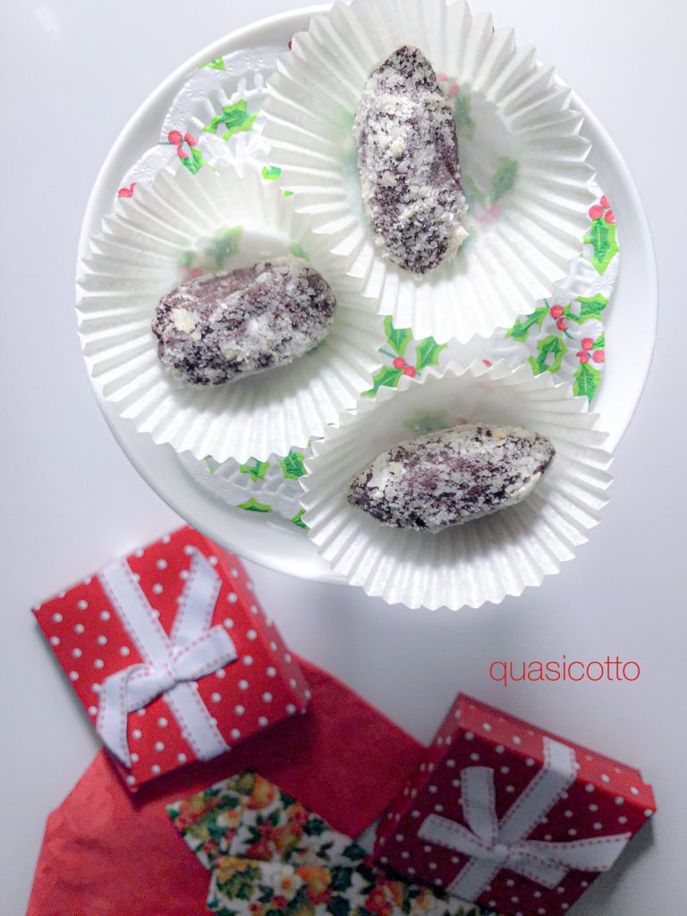 Einfache Zubereitung von dunklen Schokoladentrüffeln