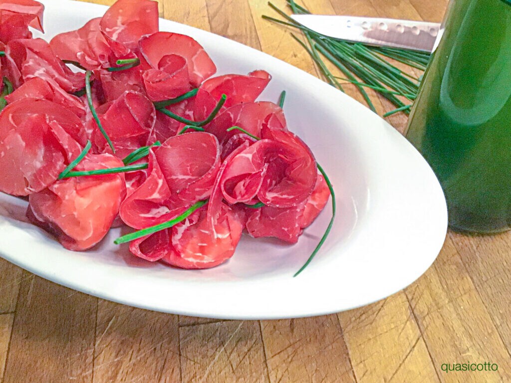 Gefüllte Bresaola-Taschen mit Käse