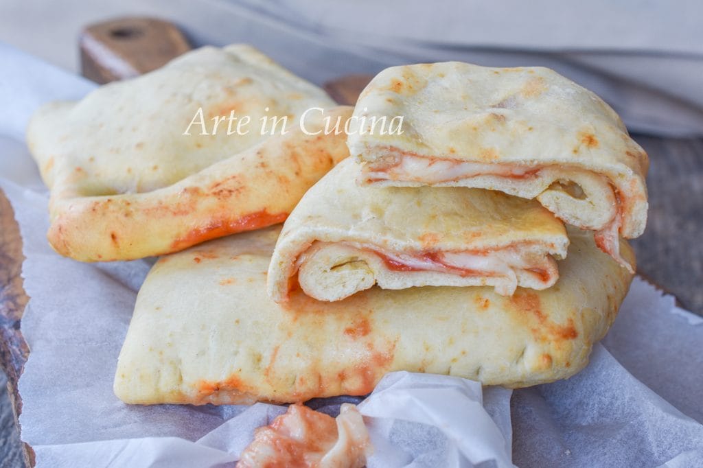 Pizzageschmack Focaccine schnell Teig mit Milch