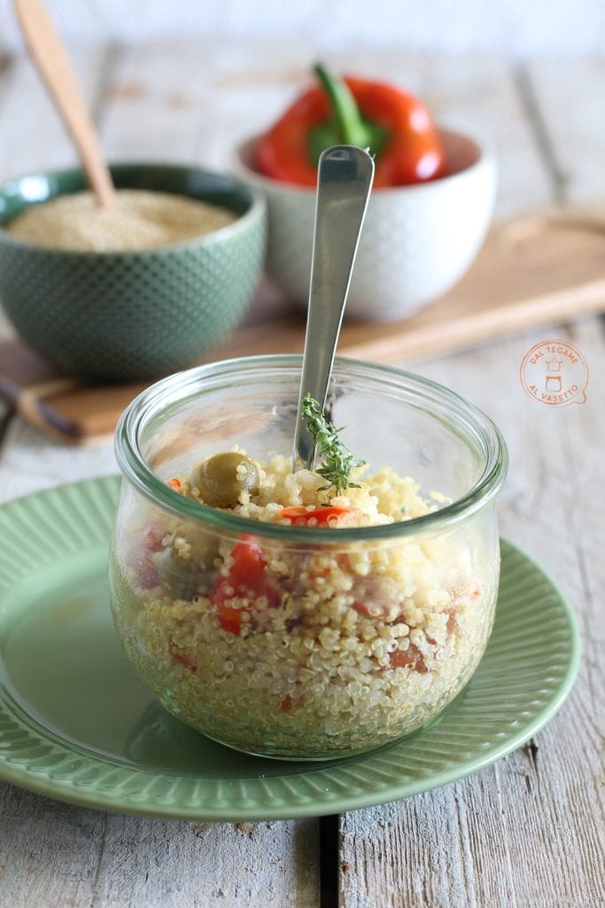 Wie man Quinoa im Glas kocht