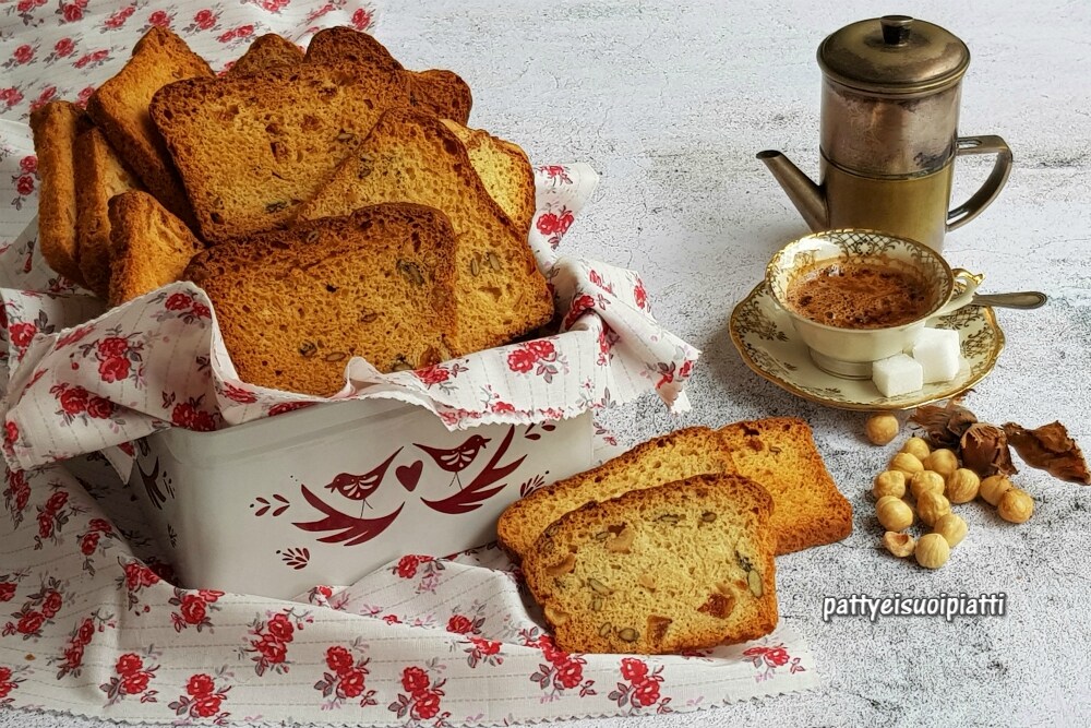 Zwieback mit Kürbiskernen